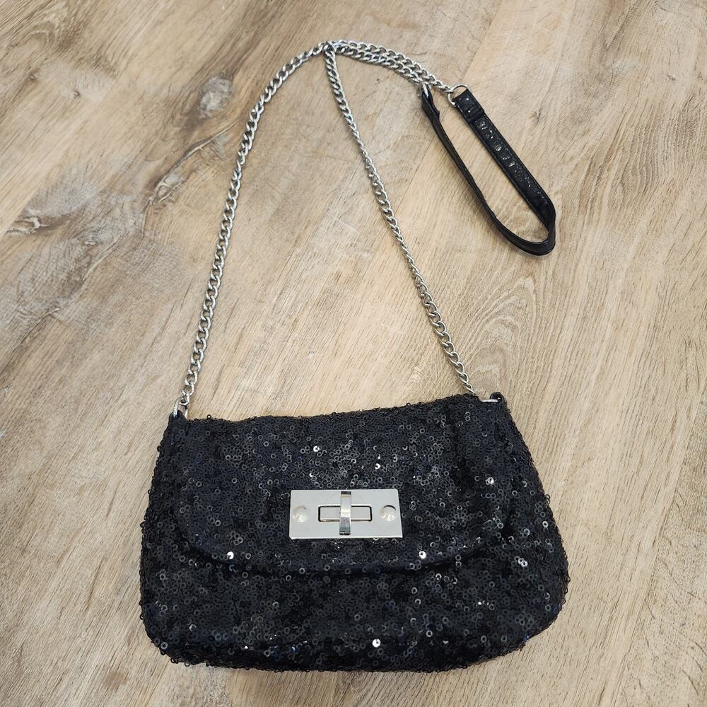 Forever 21 Black Sequin Purse/Shoulder Evening Bag Chain Strap Turn Lock Prom